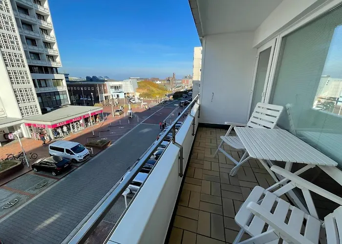 Appartement Mit Badewanne Am Strand Und Balkon
