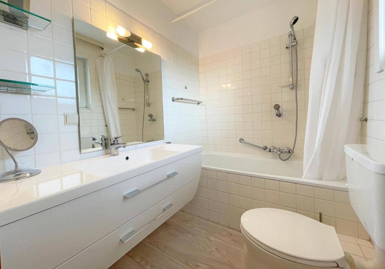 Apartment Mit Badewanne Am Strand Und Balkon Westerland