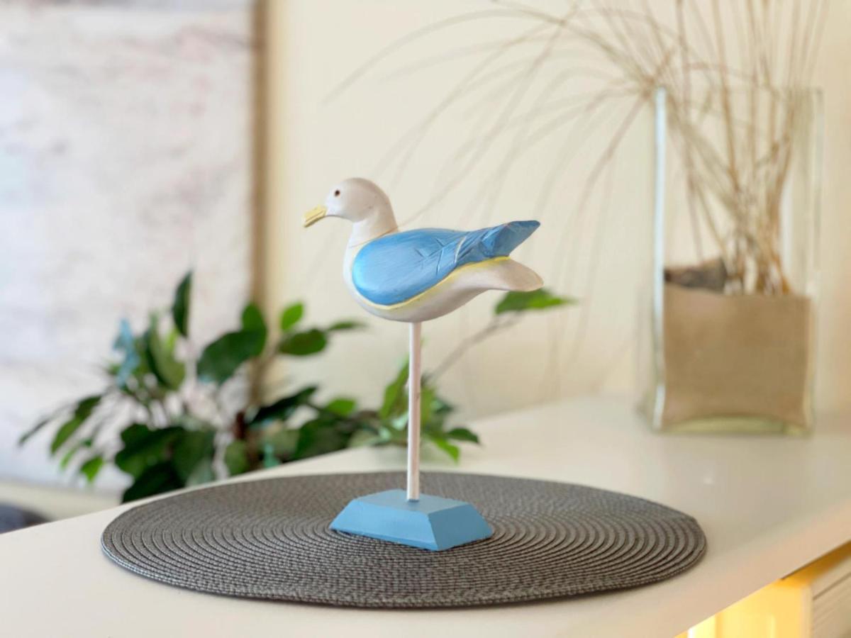 Mit Badewanne Am Strand Und Balkon Apartment